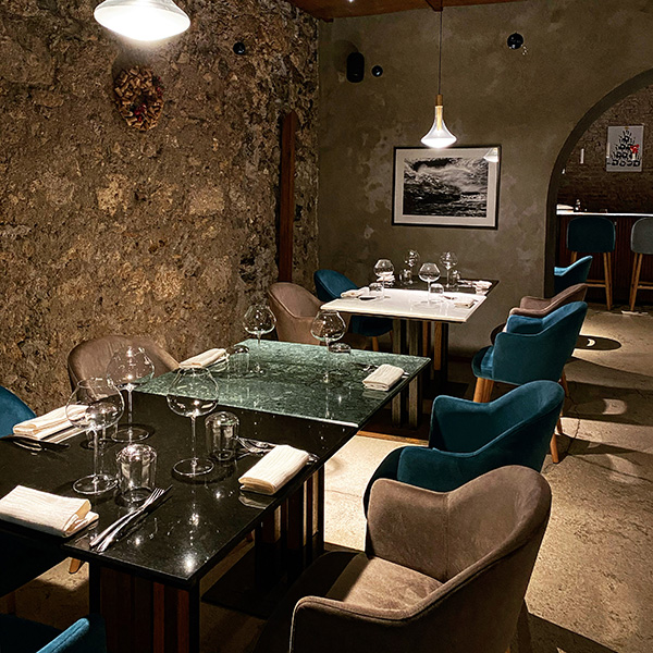 Restaurant Salerno - Hydra Fine Food & Wine Cellar